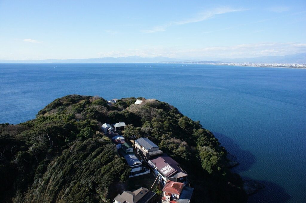 人気観光スポット「江ノ島」はデートスポットでもある