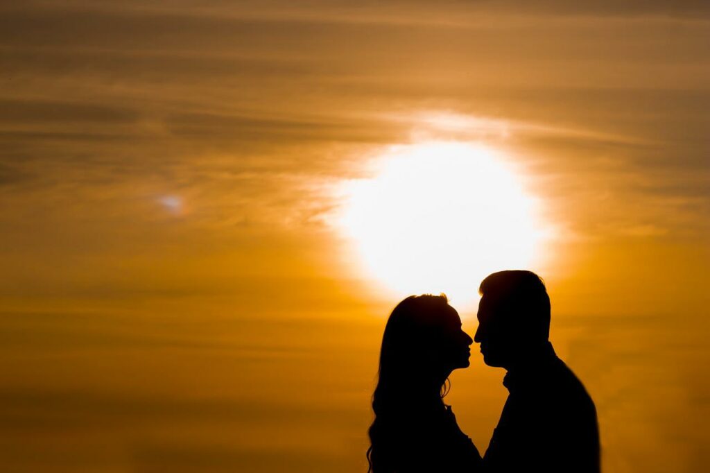遠距離恋愛カップルが結婚するのが難しいのはなぜ？